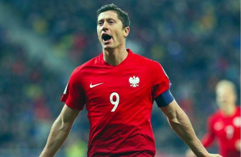 欧洲杯24队巡礼之波兰：小组赛强敌林立 新帅临危受命能否化腐朽为神奇？