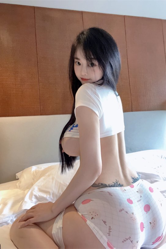 【cosplay】俏皮女娃 [22P+3V／391MB] 网盘下载